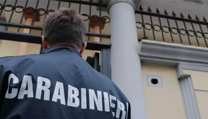 ROCCAMONFINA – Fingono la vendita on line di un box auto e intascano l’acconto: in tre denunciati dai carabinieri